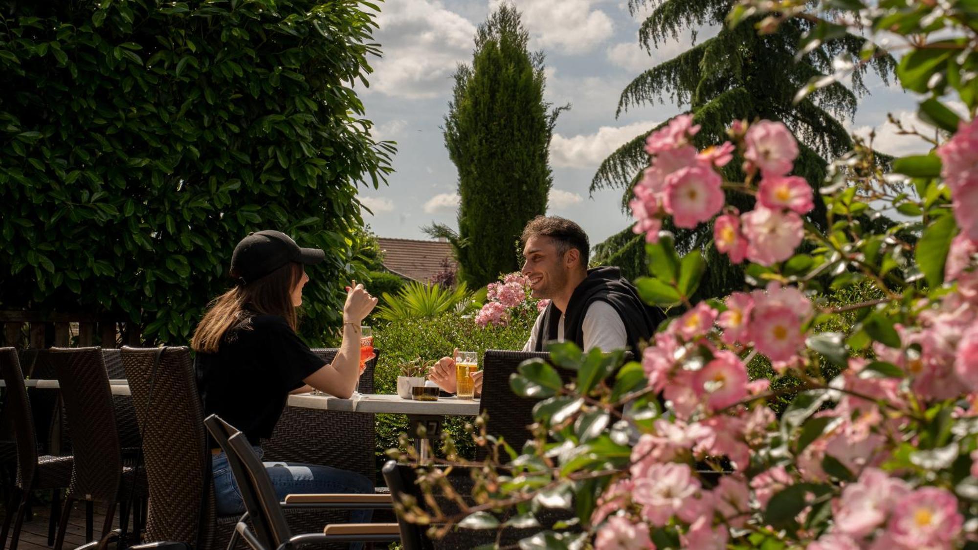 Hotel Parc Adelie - Logis Hotels Montagny-lès-Beaune Exterior foto