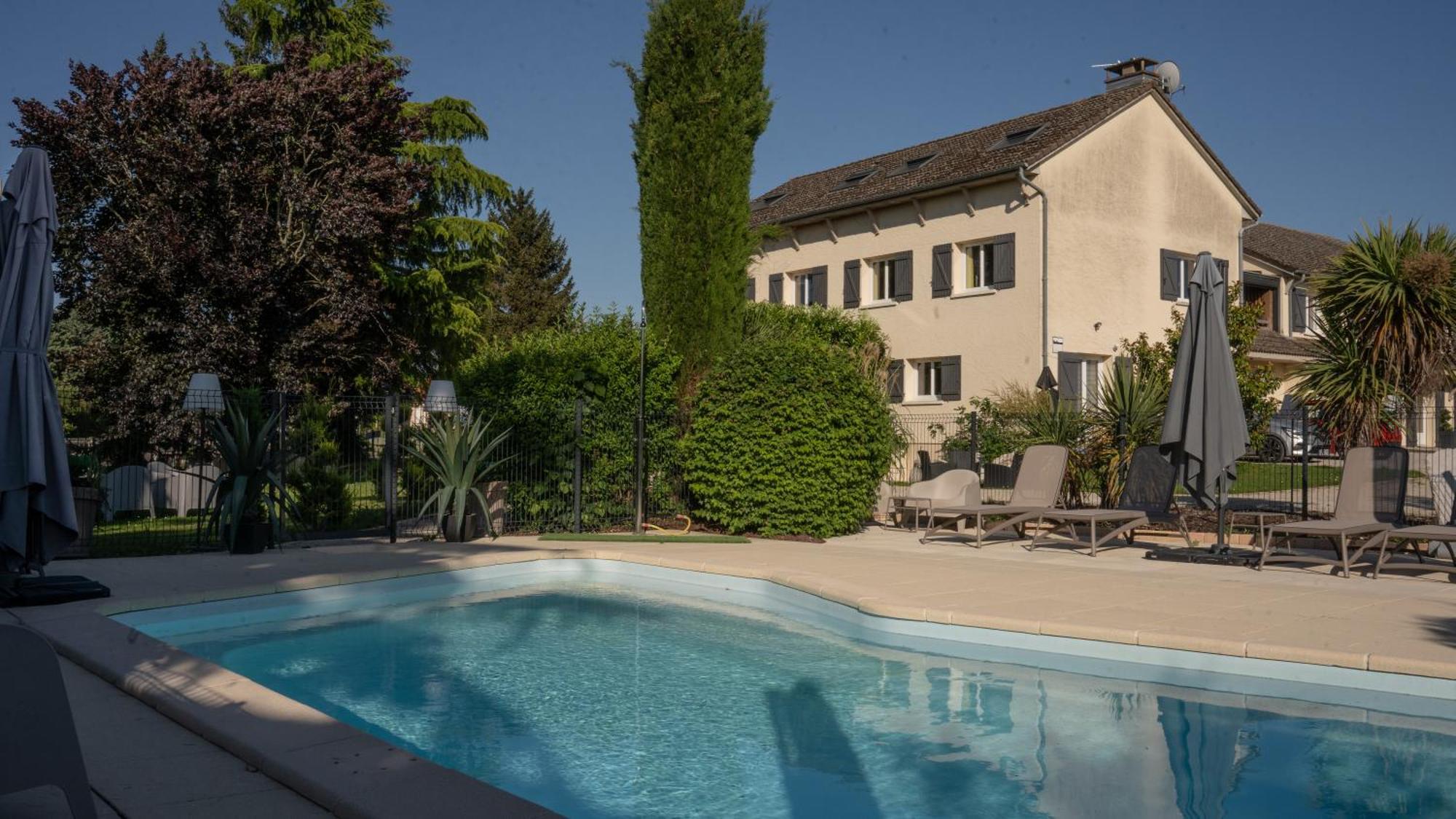 Hotel Parc Adelie - Logis Hotels Montagny-lès-Beaune Exterior foto